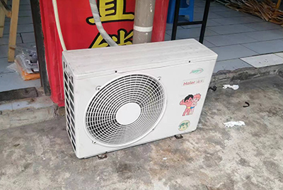 合浦空调突然不制冷只吹自然风怎么办？